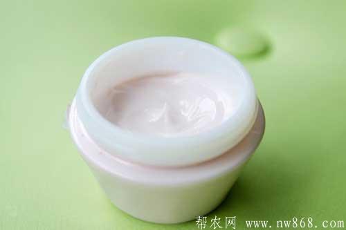 当归清洁滋养霜配方及制作方法