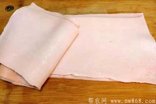 介绍两种猪皮的加工方法